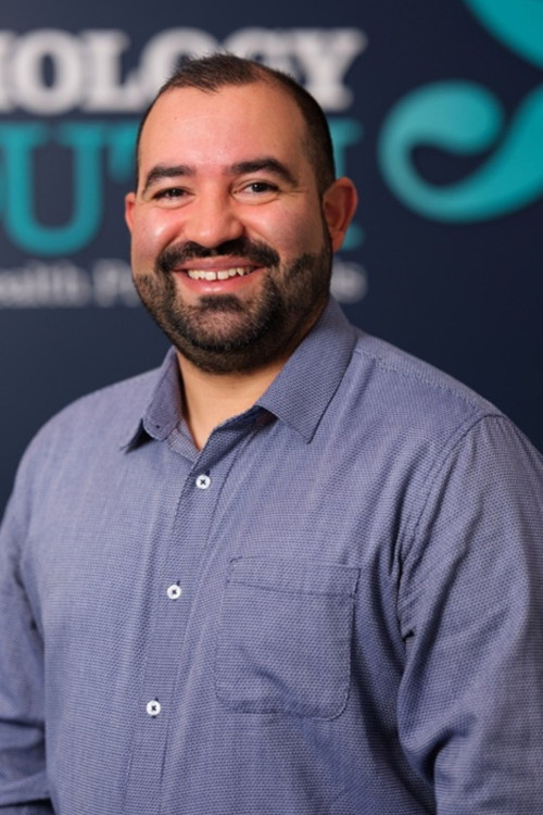 Omar Sierra Audiologist, Dunedin, Ōamaru & Mosgiel